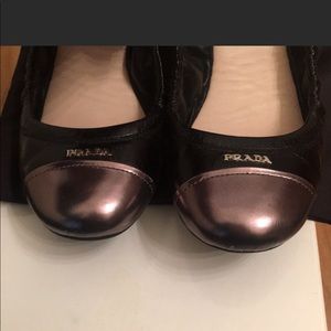 EUC Prada cap toe scrunch ballet flat
